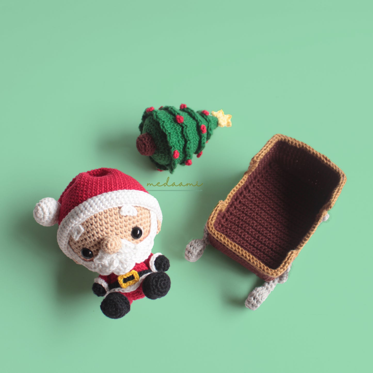 Christmas Santa on a Sleigh Amigurumi Pattern