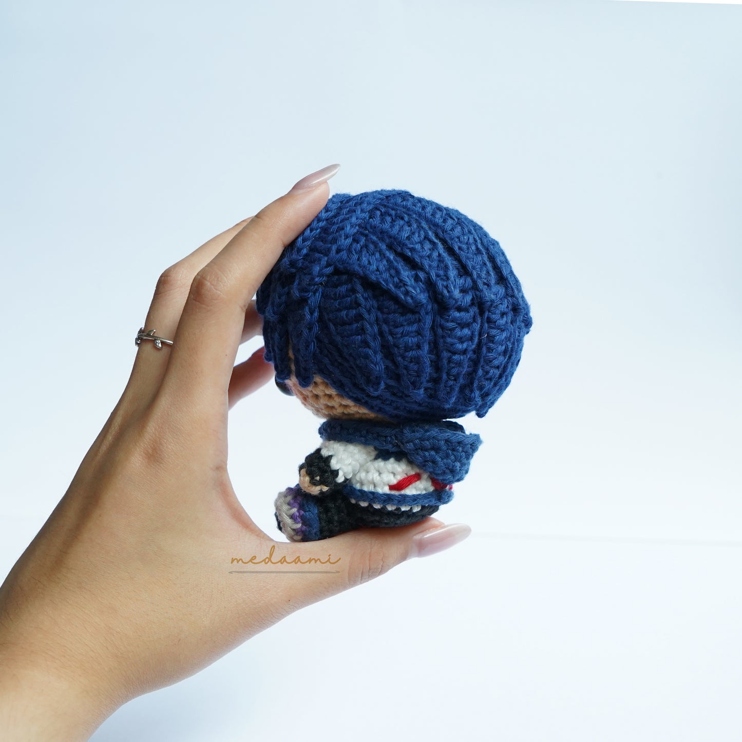 Iso Valorant Agent Amigurumi Pattern