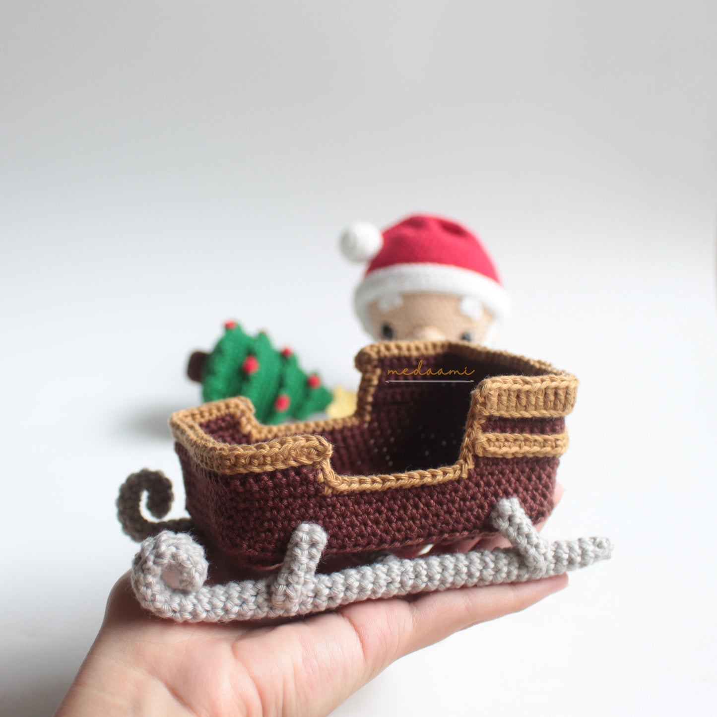 Christmas Santa on a Sleigh Amigurumi Pattern